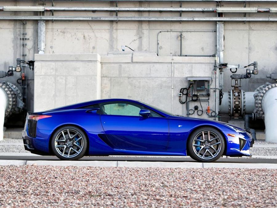  Lexus LF-A 2011 года  (AU) (фото 4 из 20)